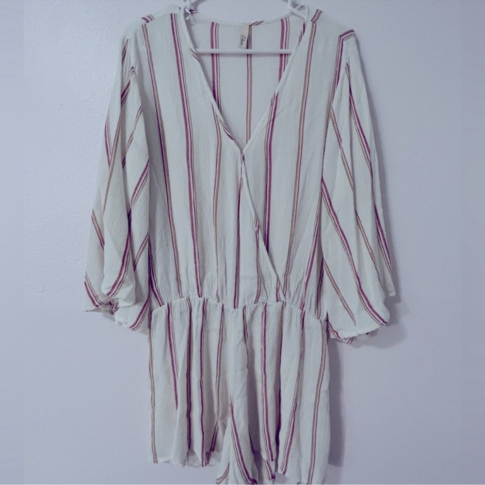 💕Elan💕 Striped Romper Sz M ✨BRAND NEW✨